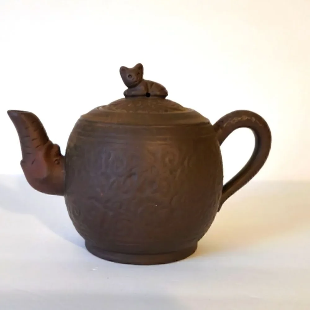 Antique Rare Chinese Zisha Yixing teapot